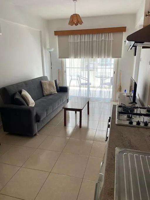 Paradise Homes 9 Larnaca 0*,  Kıbrıs